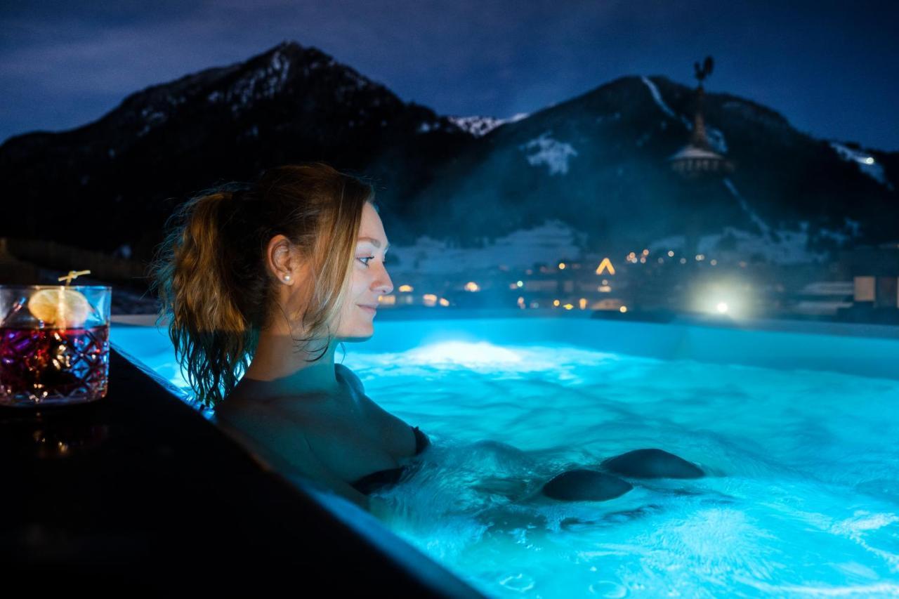 Hotel Ladinia Dolomites View Pozza di Fassa Dış mekan fotoğraf